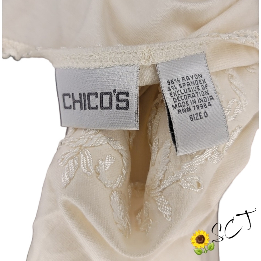 🌻 CHICO'S  - Small Beige Blouse - Picture 3 of 4